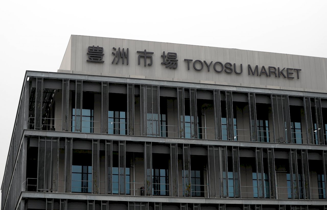 揮別築地 東京豐洲市場鮪魚拍賣首登場