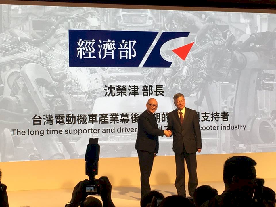 電動機車結盟又一樁 經長樂見激勵產業轉型