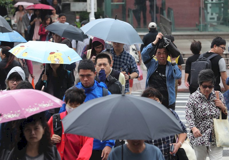 「臨去秋波」午後趨緩 明起好天氣到下周二