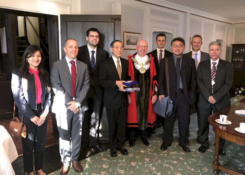 駐英代表訪濱海紹森德市 推動台英經貿合作