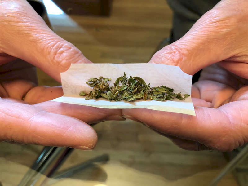 新年賀禮？ 泰國核准大麻醫療與研究用途