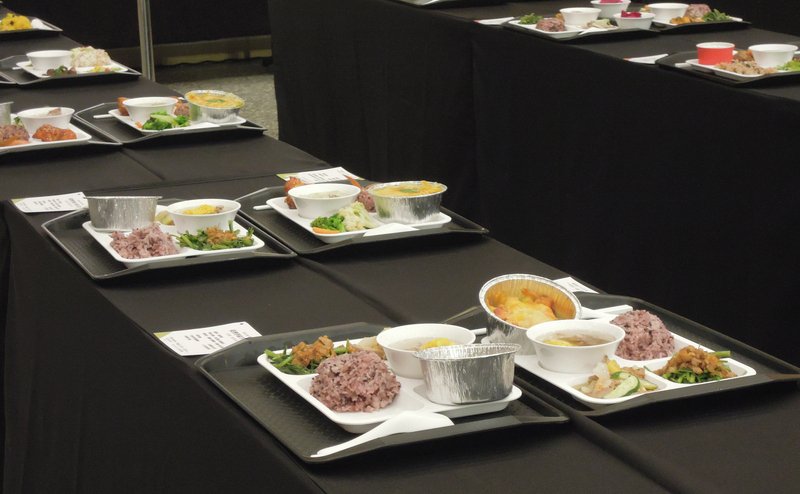 教育部：學校優先採購標章食材 肉蛋類一律國產