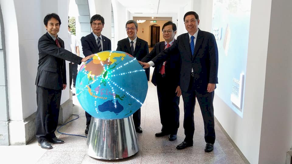 府特展福衛系列 副總統：展現科技永續發展決心