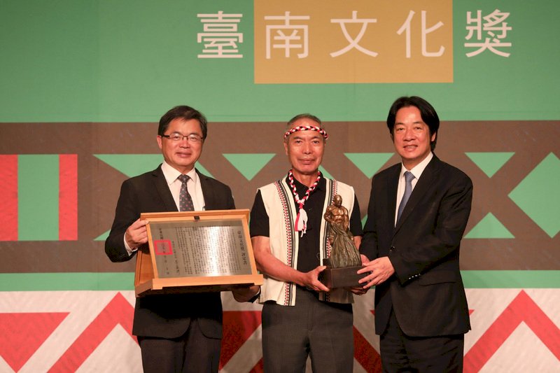 頒發台南文化獎 賴清德：沒文化就沒有根