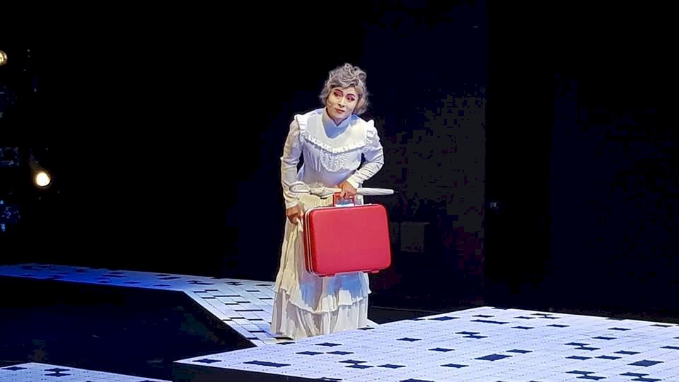 取材「橫濱瑪莉」生平 梁允睿呈現大時代女性勇敢
