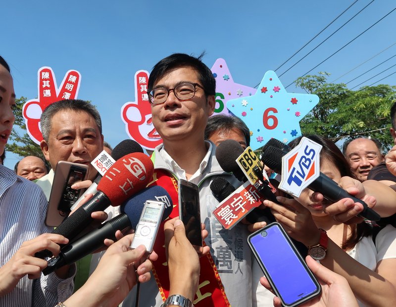 高雄市長公辦政見  韓國瑜陳其邁交鋒成焦點