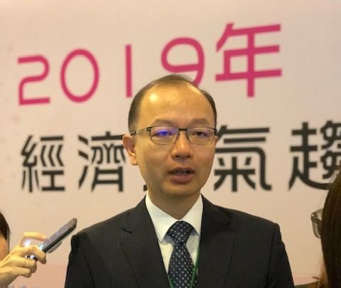 彭斯再點名中侵權 學者：美中將打科技、智財戰