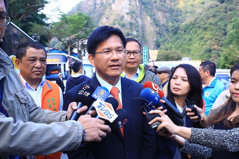 近百位環保學者專家連署肯定 林佳龍哽咽感謝