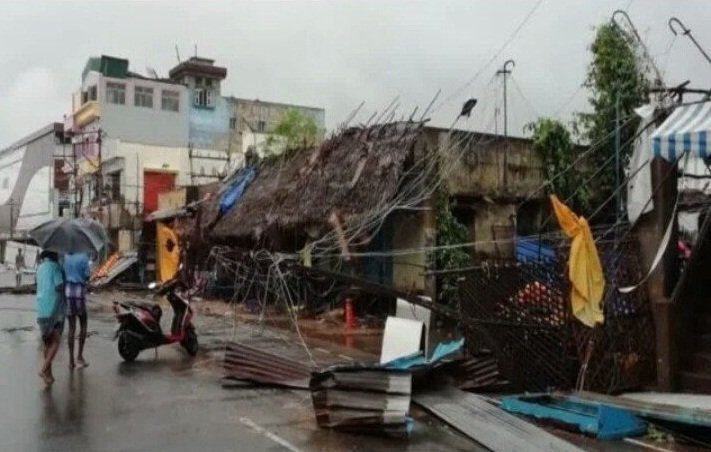 印度南部遭颶風侵襲 20人死亡