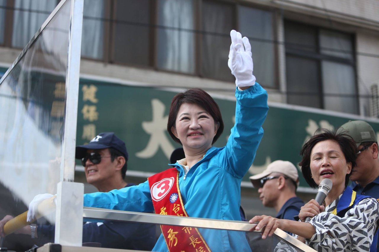盧陣營掃街不忘砲射選委會 林佳龍選前辦政績總複習