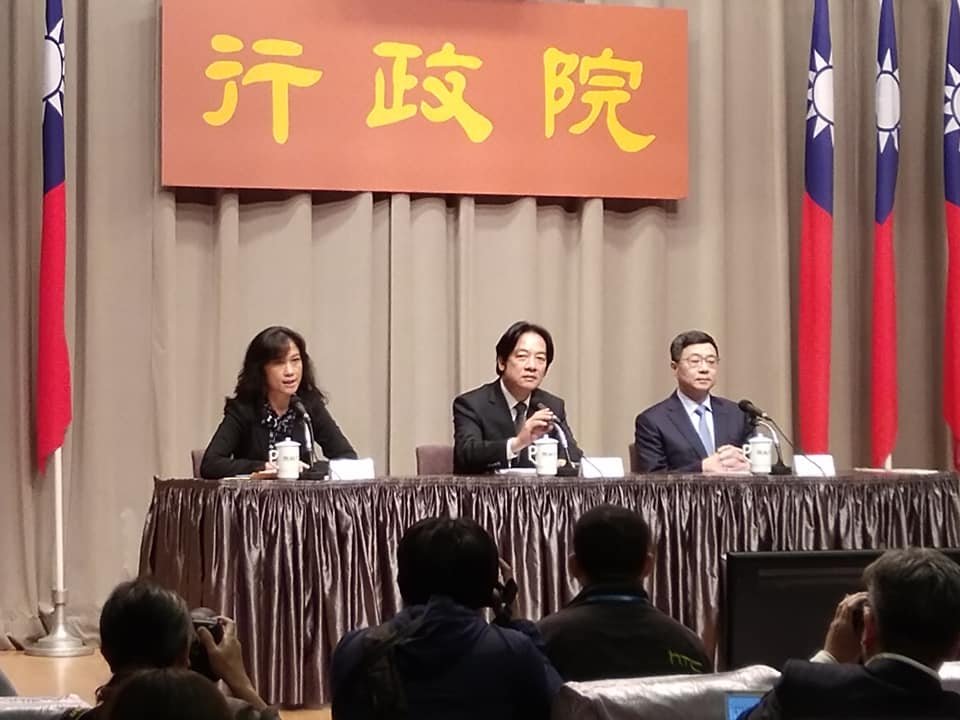 經過長考 賴揆接受慰留