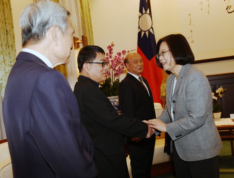 接見更生保護志工 總統盼更健全社會安全網