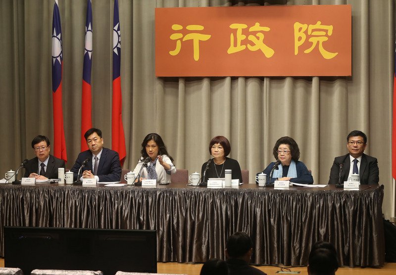 推行動支付 賴揆盼2025年普及率達90%