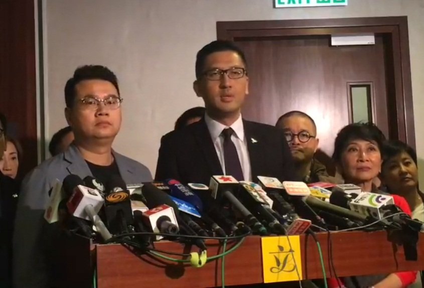港民主黨議員被起訴  兩年來泛民派已多起