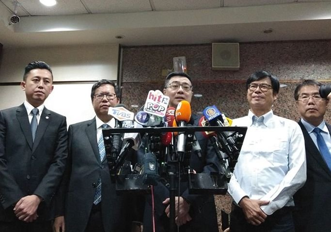 參選民進黨主席 卓榮泰將辭行政院秘書長