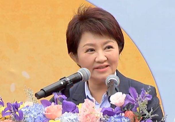 台中市長就職 盧秀燕連三聲「拚經濟」