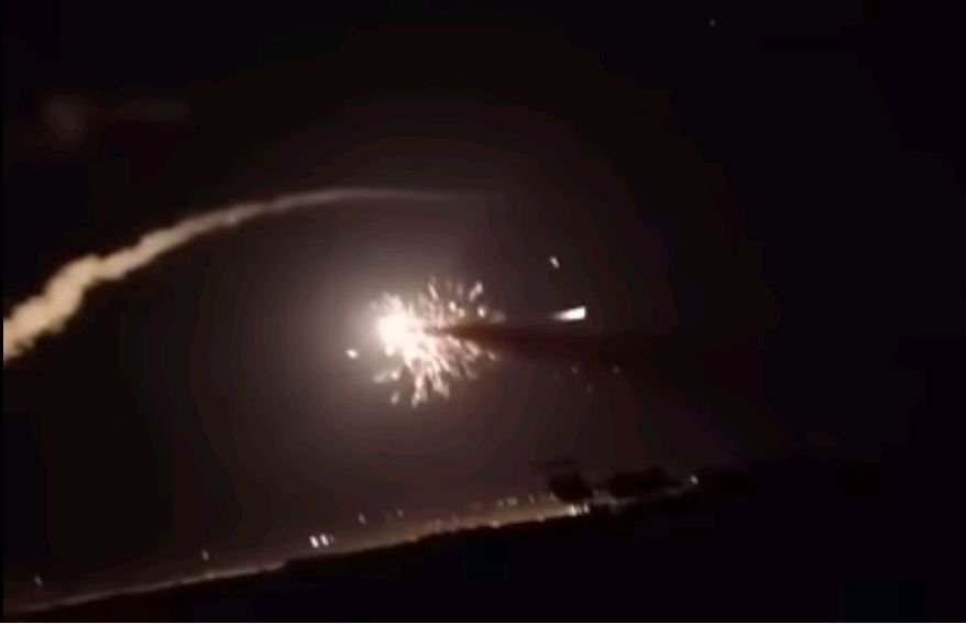 突然空襲 敘軍：擊落多枚以色列飛彈