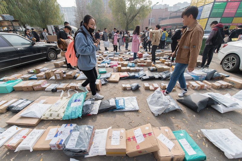 中國兩會前夕加強安保 北京嚴審落地郵件