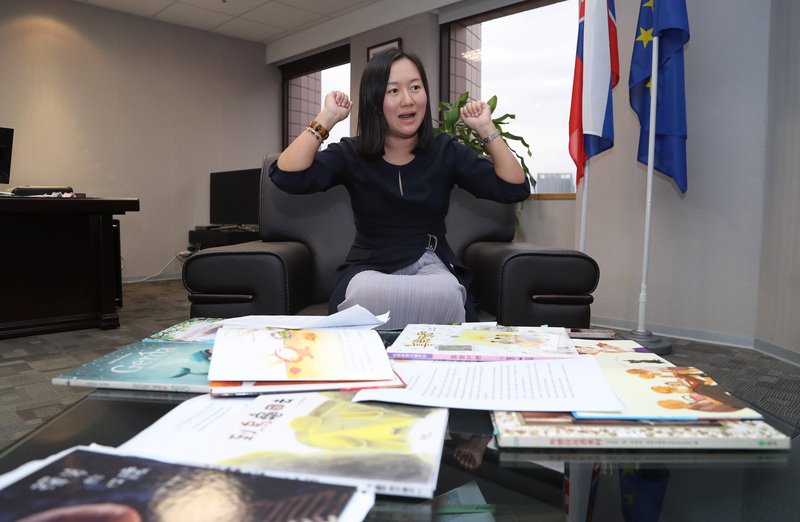 生於中國嫁到中歐 她在台北忠烈祠找到先人牌位
