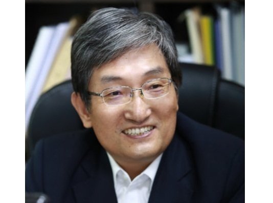 青瓦台幕僚長可望由駐中國大使盧英敏出任