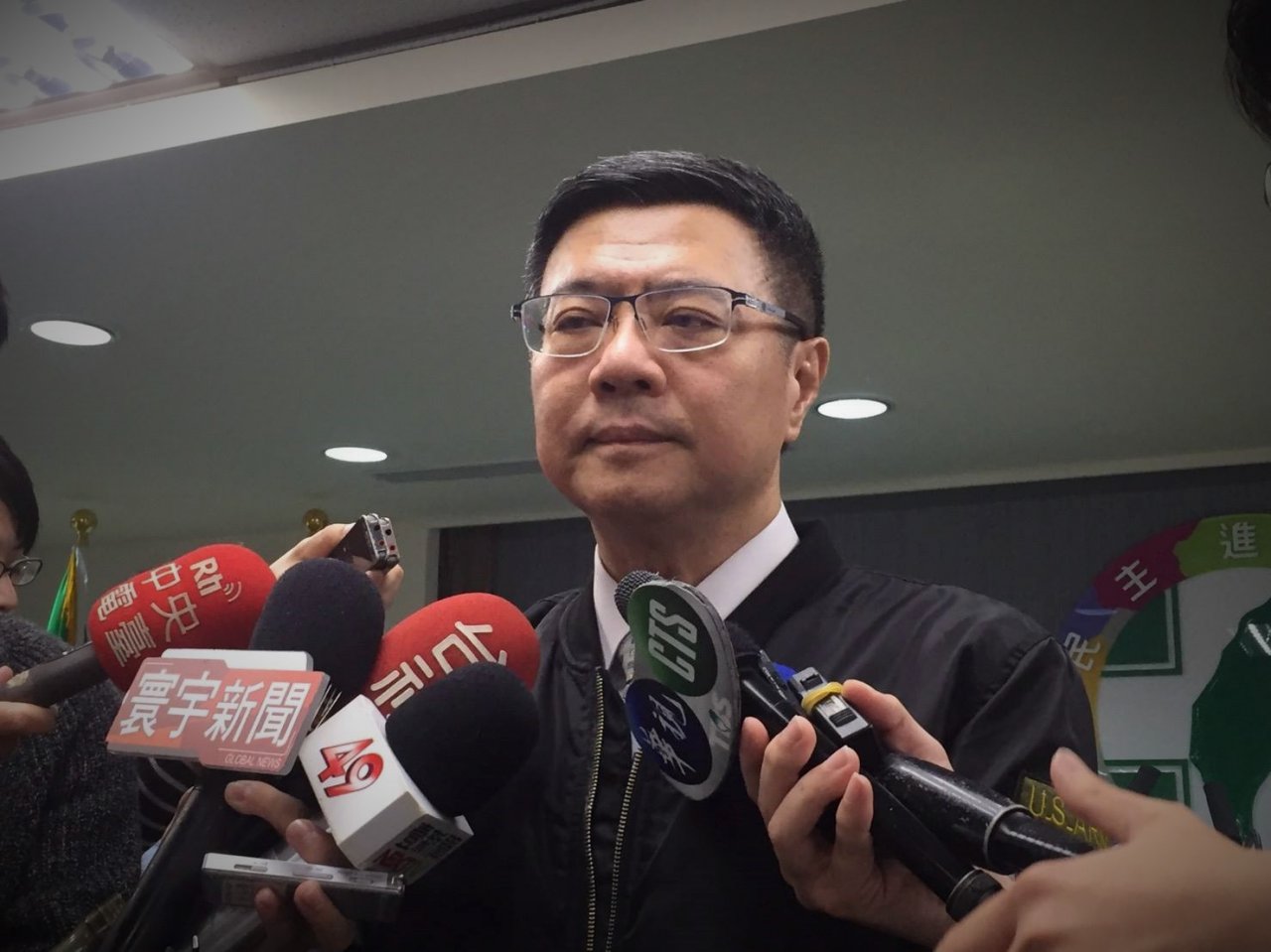 回應柯文哲強盜說 卓榮泰籲兩岸問題交給中央政府