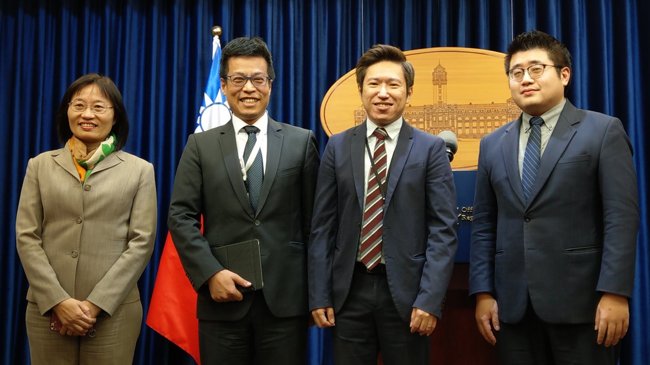 任總統府發言人 張惇涵：做府院黨間橋梁