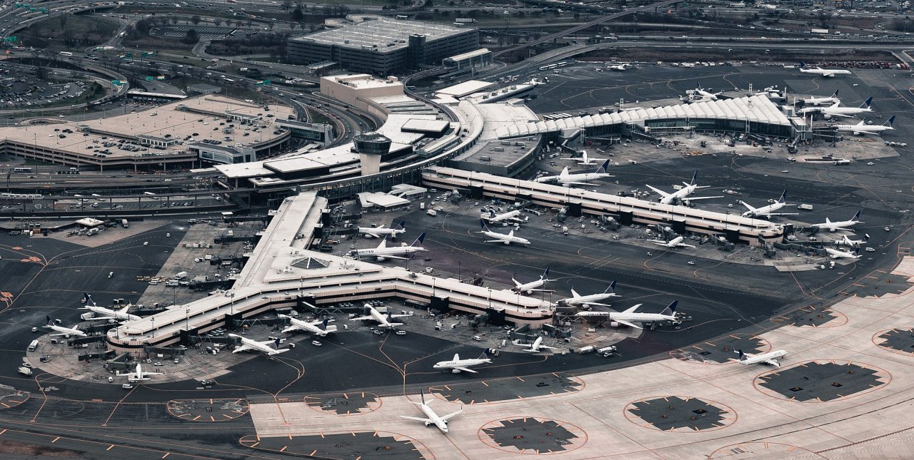 因應中國疫情 美CDC考慮檢測飛機汙水