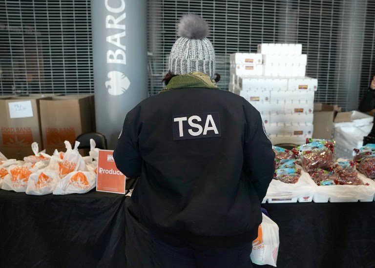 美聯邦政府停擺雪上加霜 無薪員工健保恐不保