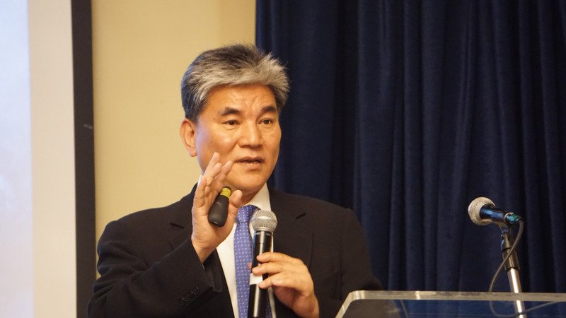 指口罩國家隊賺回扣  李鴻源致歉：聽人說的