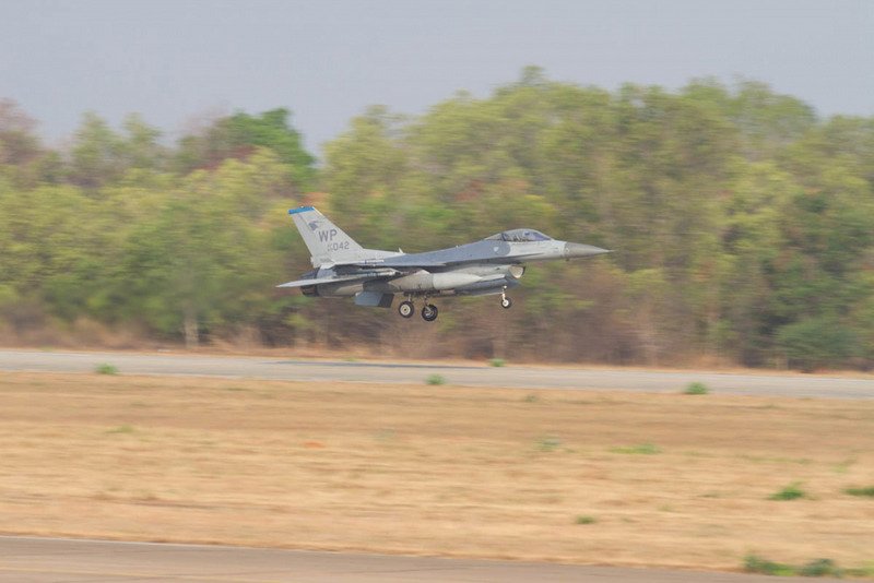 烏克蘭盼取得F-16戰鬥機 拜登說不