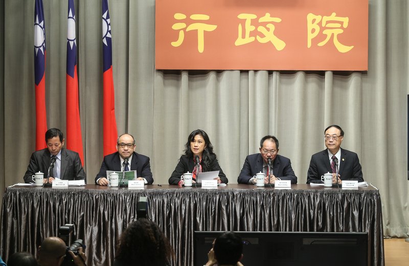 管制高官赴陸年限修法 政院：非針對特定人士