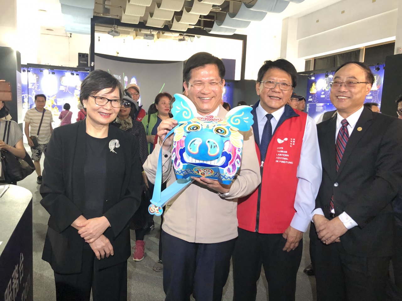 台灣燈會在屏東 林佳龍讚海陸空出動有突破