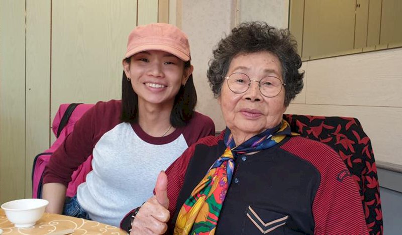 小戴備戰全英賽&nbsp; 奶奶生日粉絲齊祝福