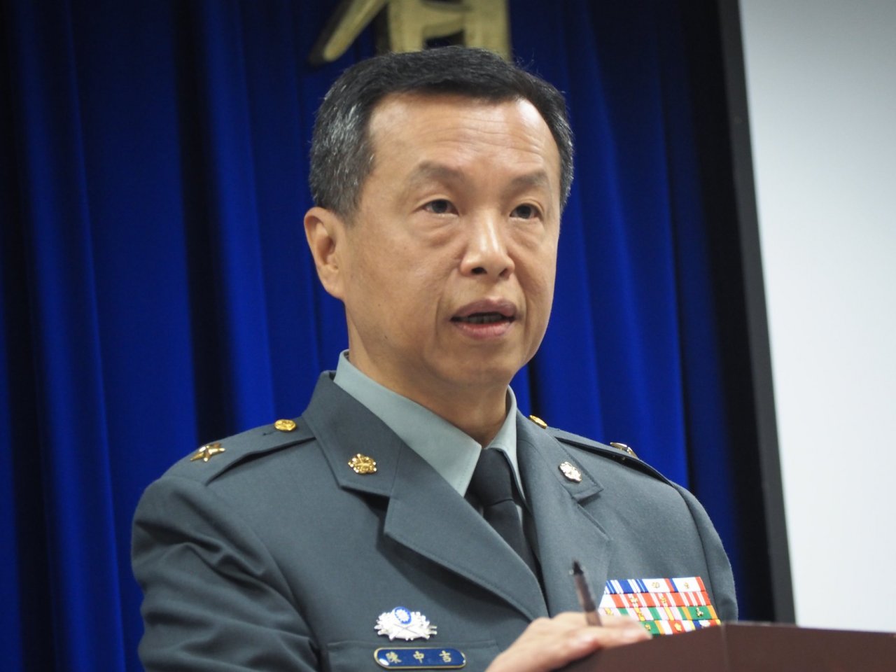 共軍轟6推進部署 國防部：掌握海空國人可放心