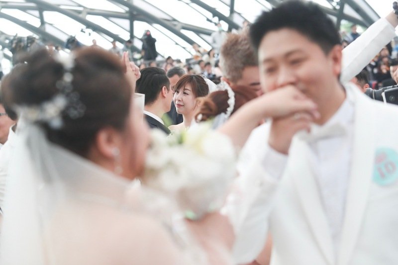 8月人口續正成長 結婚對數創今年新低