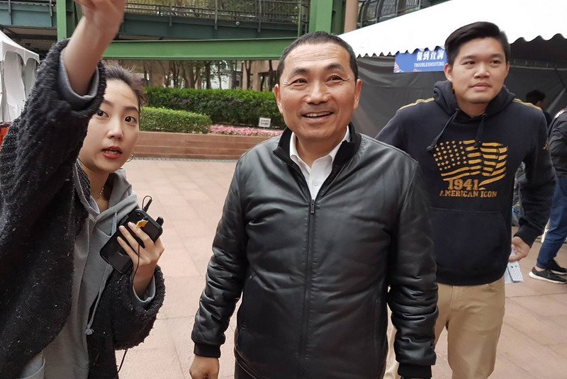 第一線醫生：停辦超大型活動&nbsp; 台灣才守得住