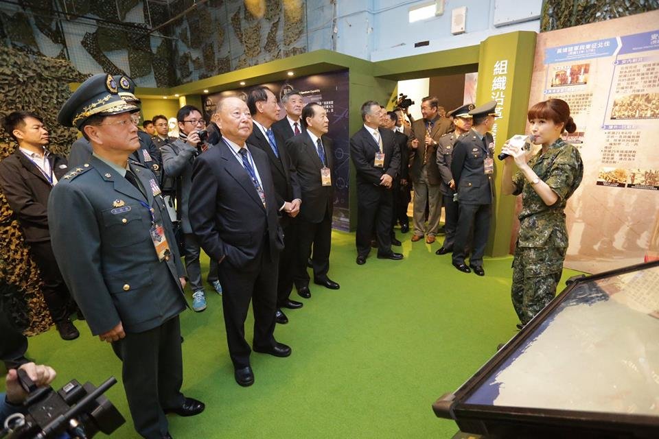 陸軍步兵特展科技風 VR模擬射擊試戰力