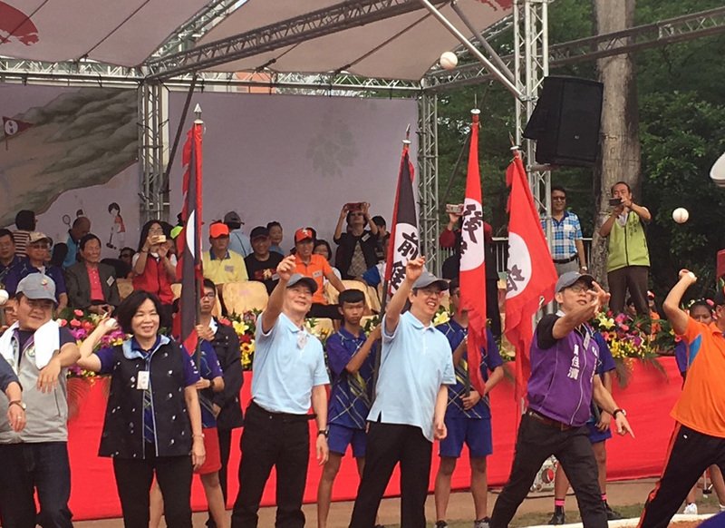第54屆六堆運動會 副總統投球啟動競賽
