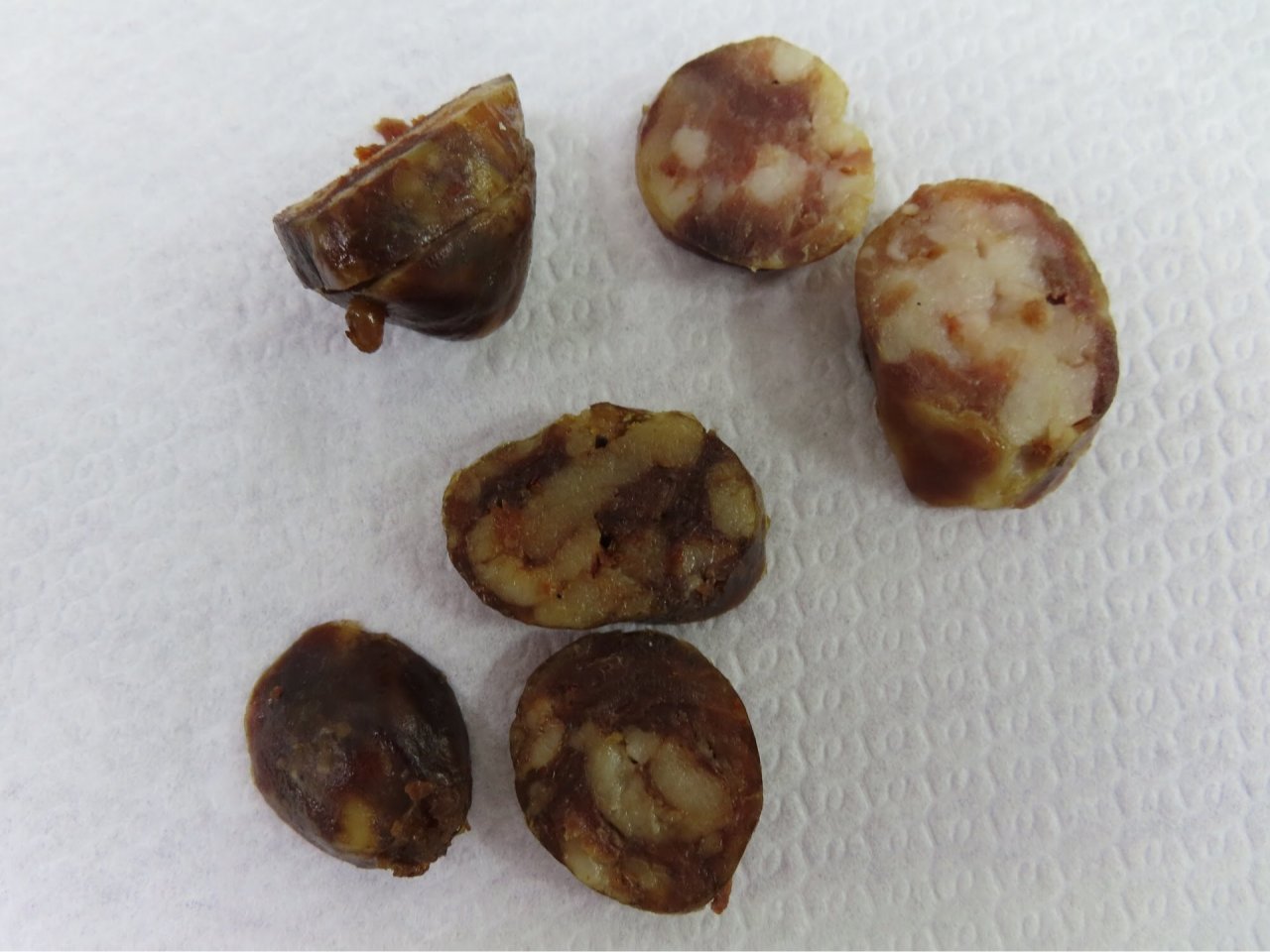 防堵非洲豬瘟 環保署：不明肉品勿丟廚餘桶