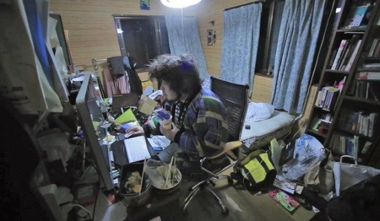 日內閣府調查：中高齡繭居族人數約61.3萬人