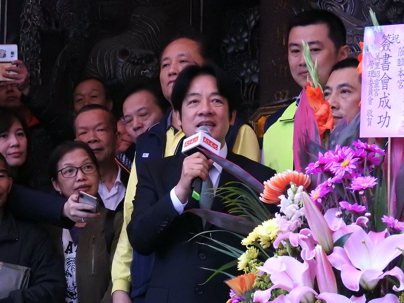 避開蔡總統 賴清德再度叫陣韓國瑜