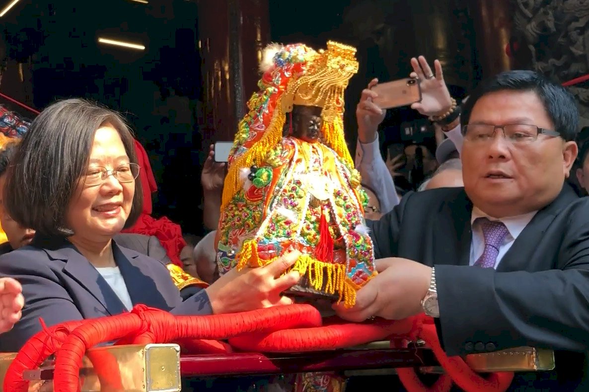 見證大甲媽上轎  蔡總統：這就是媽祖精神