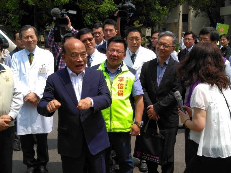 修公投法 蘇揆：防堵有人利用公投反民主