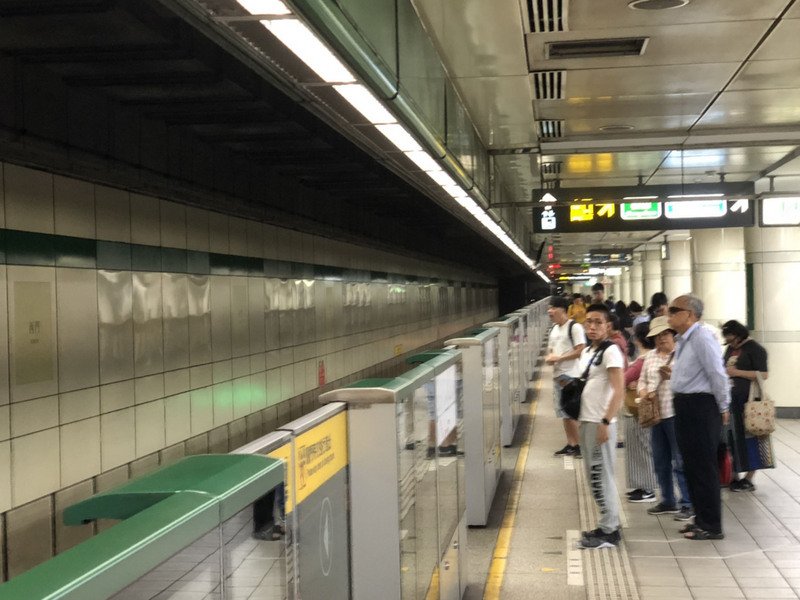 台北震度2級 北捷慢速巡軌後已正常營運
