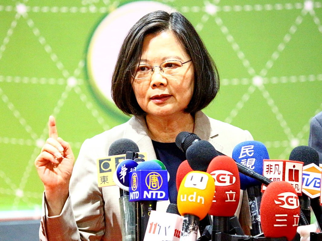 要韓國瑜收回發言 總統：國軍戰力持續強化