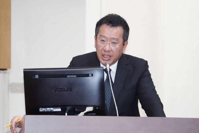 海外回台金融投資 顧立雄：正面表列一條鞭控管
