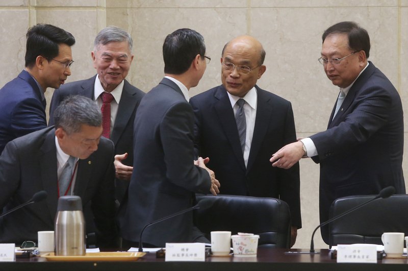 中小企業盼調降信保基金手續費 蘇揆：可以喬