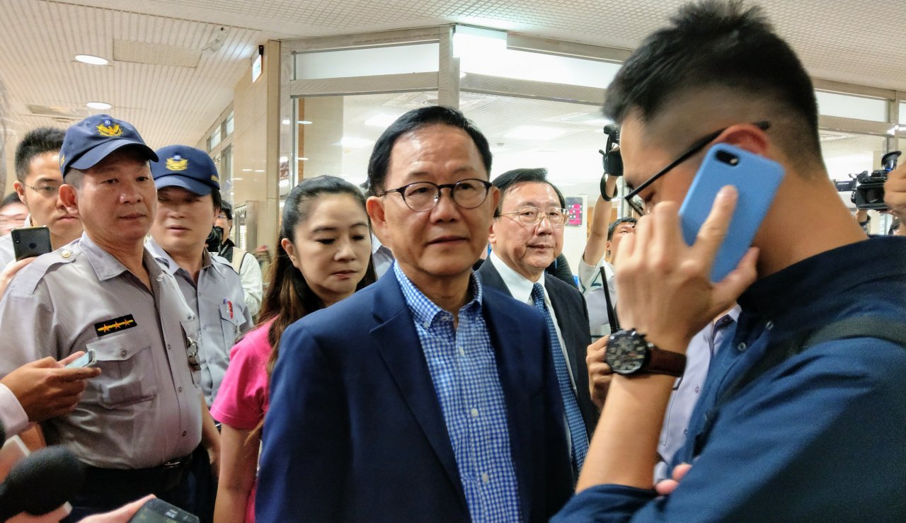 敗訴 丁守中：判決嚴重扭曲民主選制 研究是否上訴