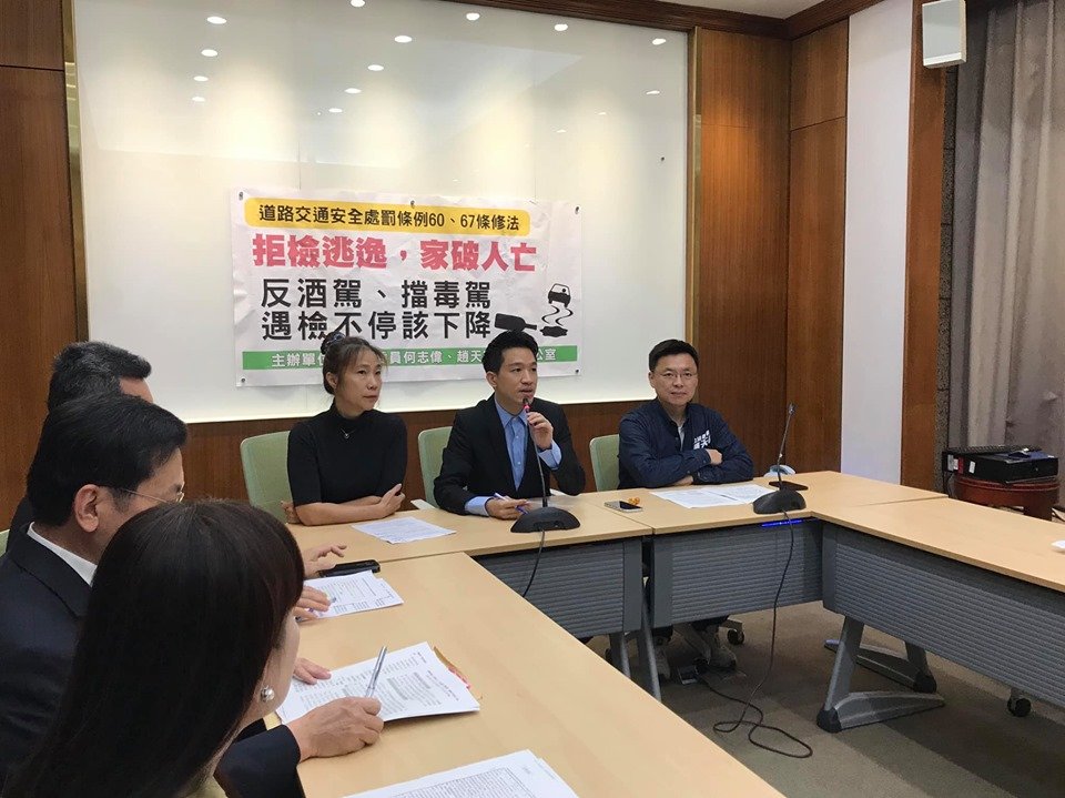 綠委提修法 拒檢逃逸當場沒入車輛
