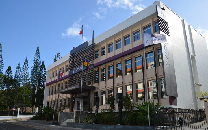 法屬新喀里多尼亞議會選舉 反獨立陣營勉強過半